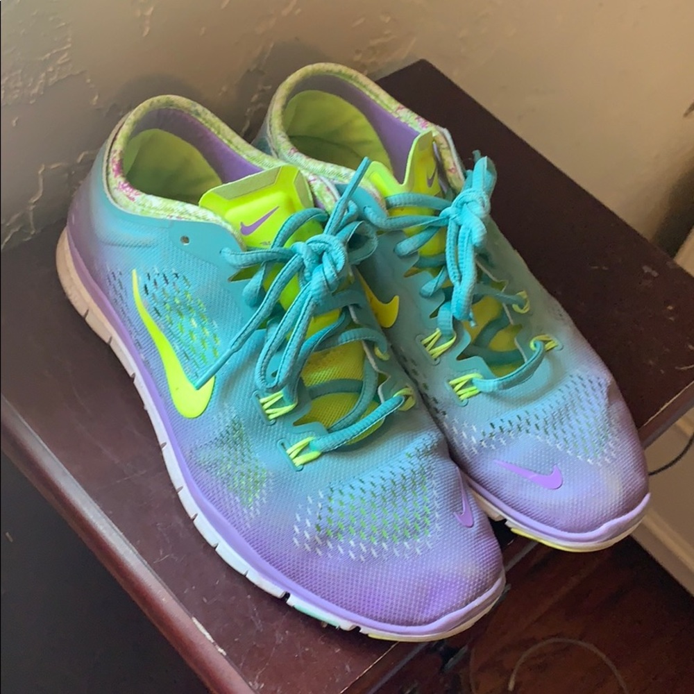 Nike shoes